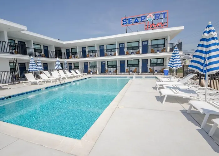 Seaport Inn